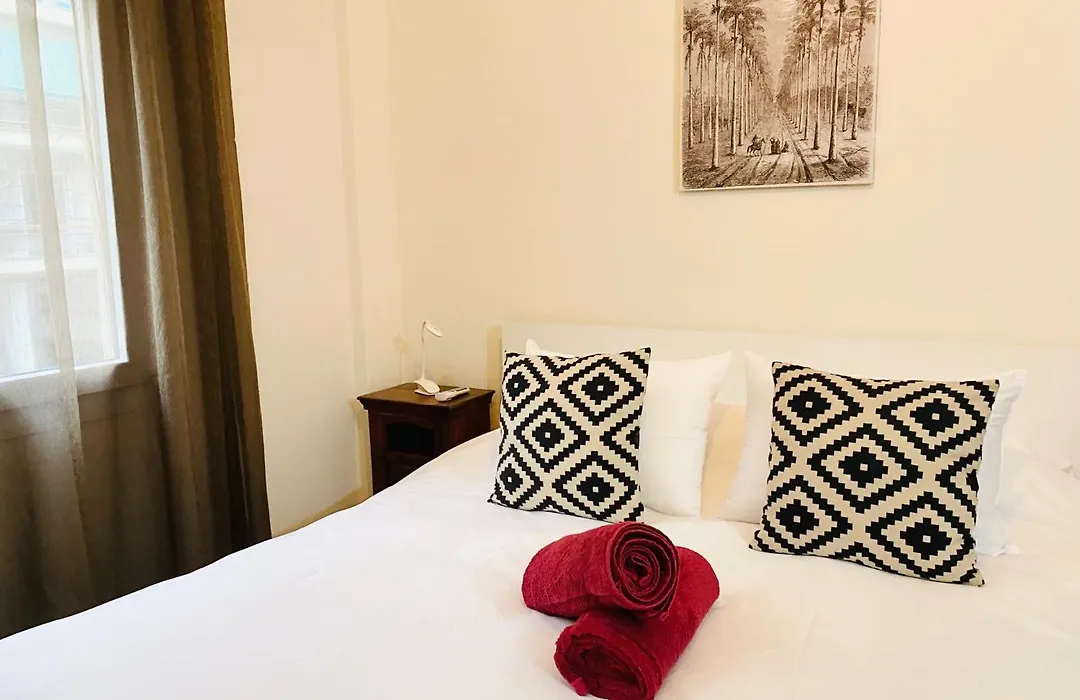 Spacious 2 Bedroom Apartment Downtown Athens - Explore Center By Foot-1